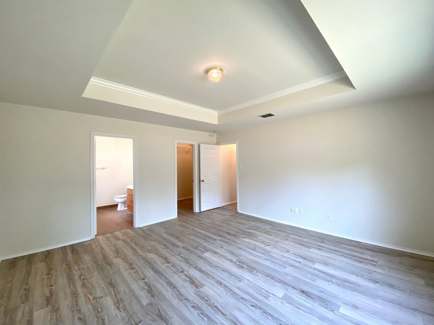SELMA House: 16511 CABALLO VALLEY