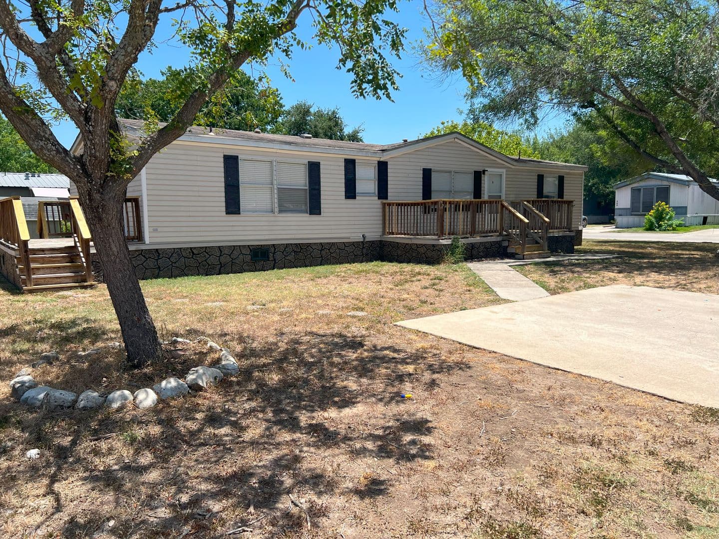 SCHERTZ House: 2006 WINDY POINT