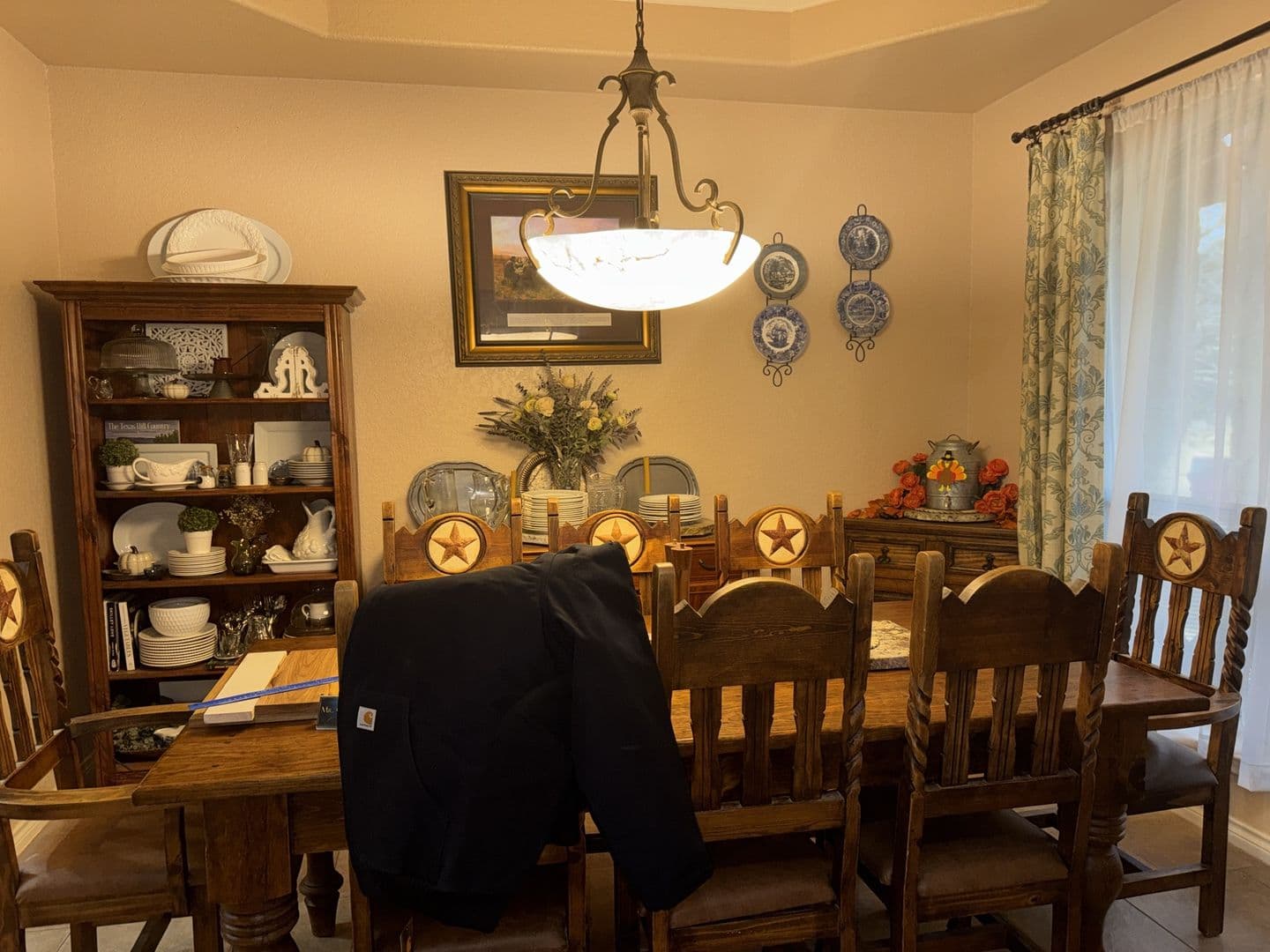 LA VERNIA House: 169 VINTAGE RANCH CIRCLE