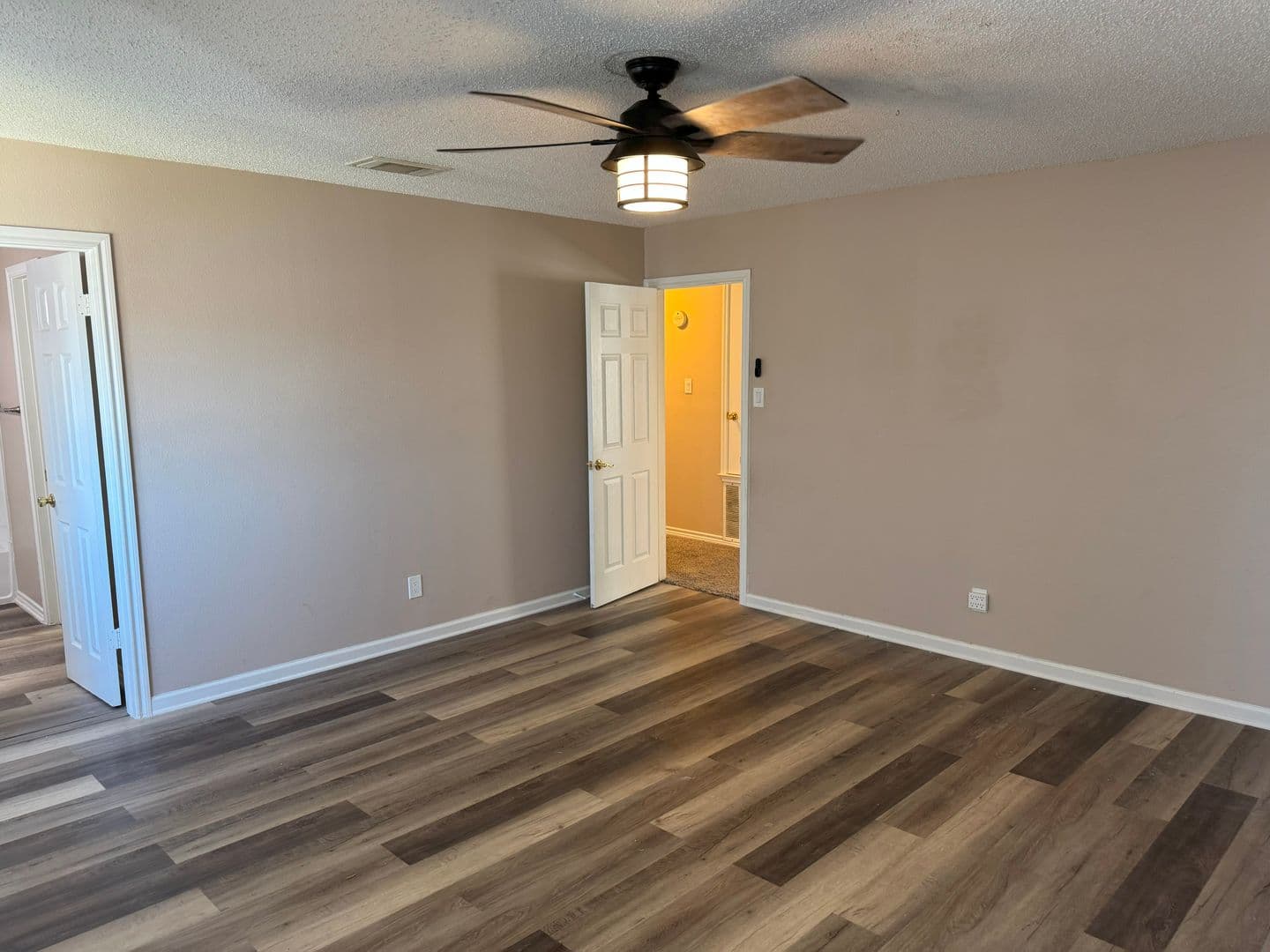 CONVERSE House: 8290 MORNING GROVE