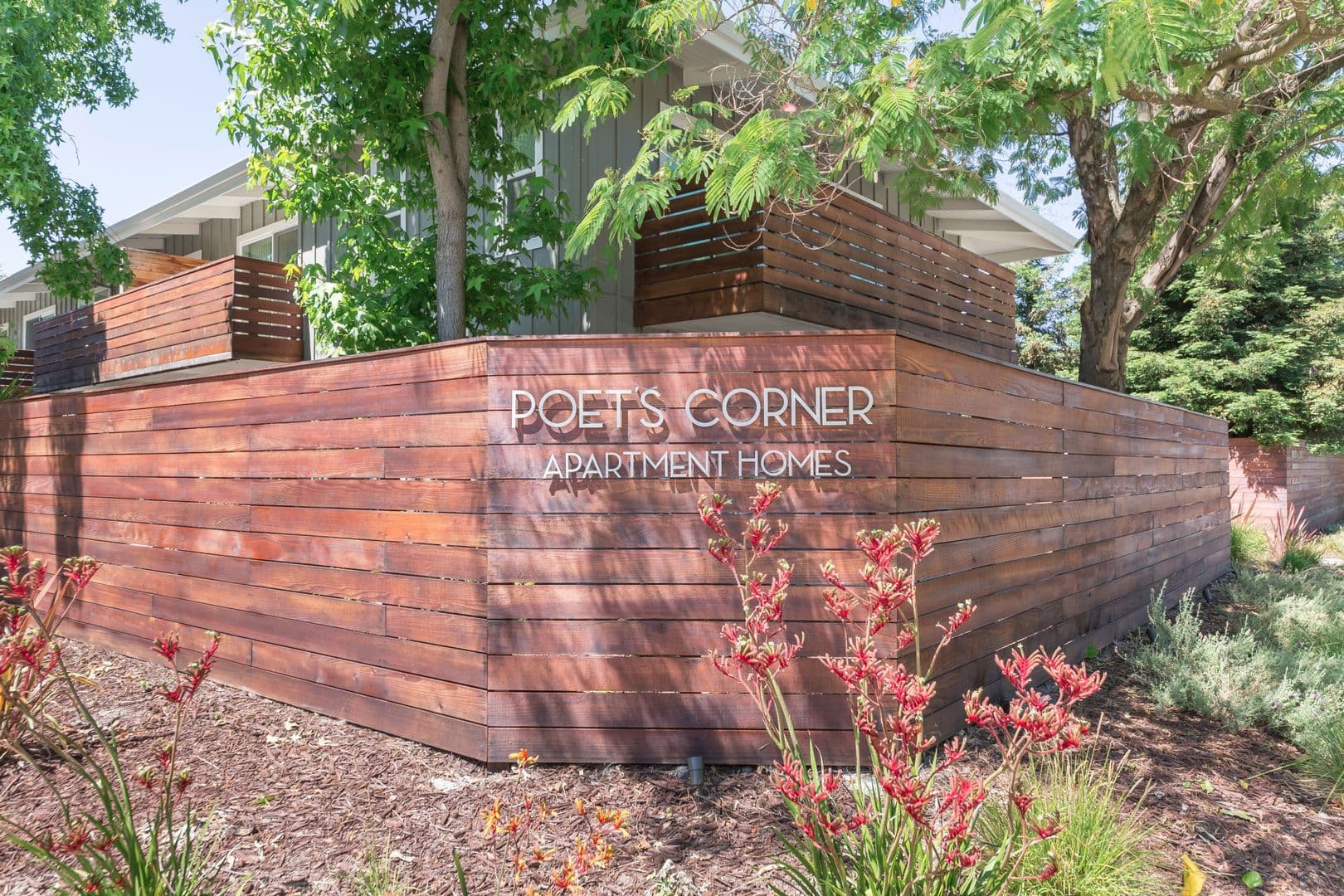Pleasant Hill Apartment: 85 Santa Barbara Road