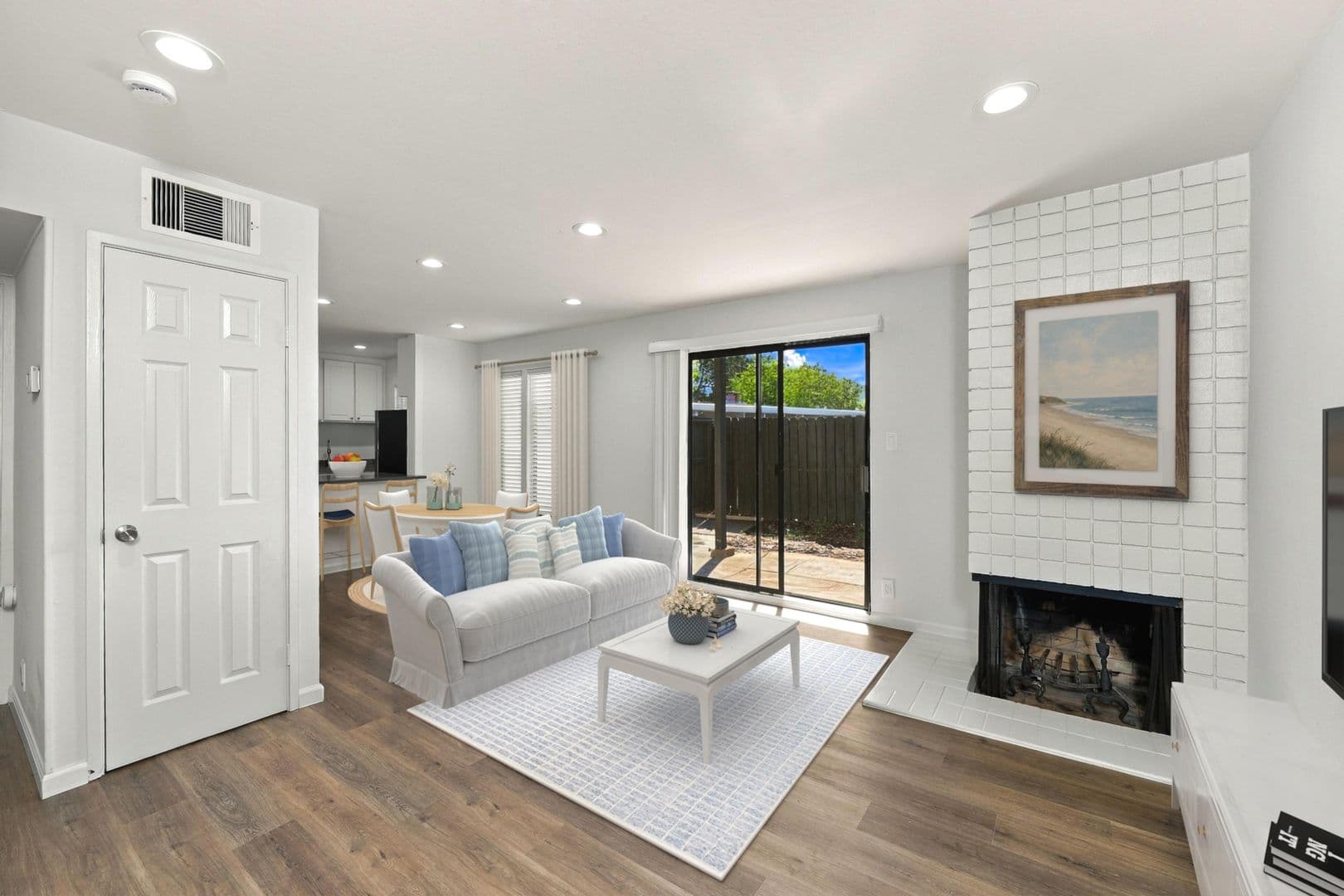 Walnut Creek Apartment: 1980 Desert Circle