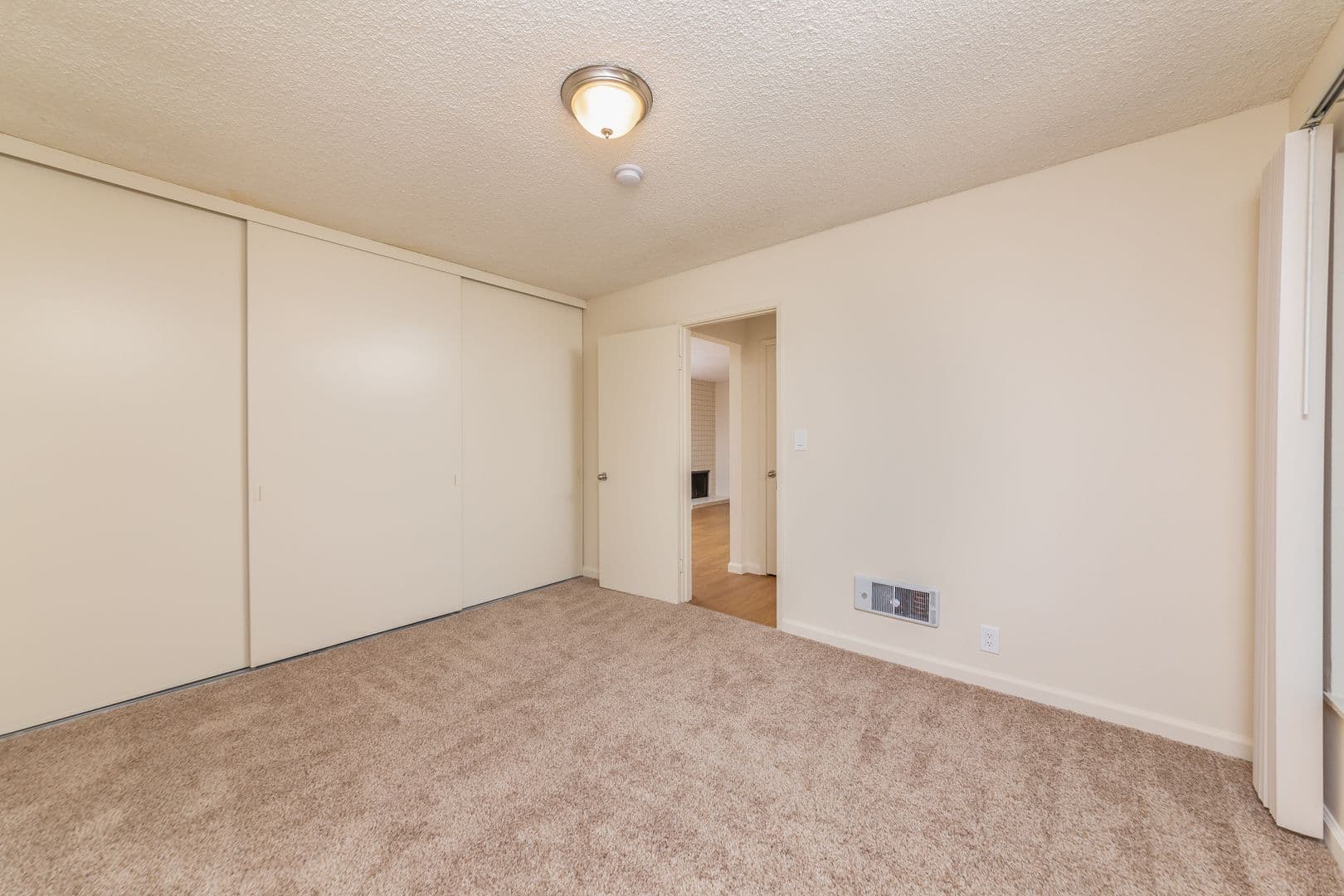 Pleasant Hill Apartment: 630 Tempe Ct