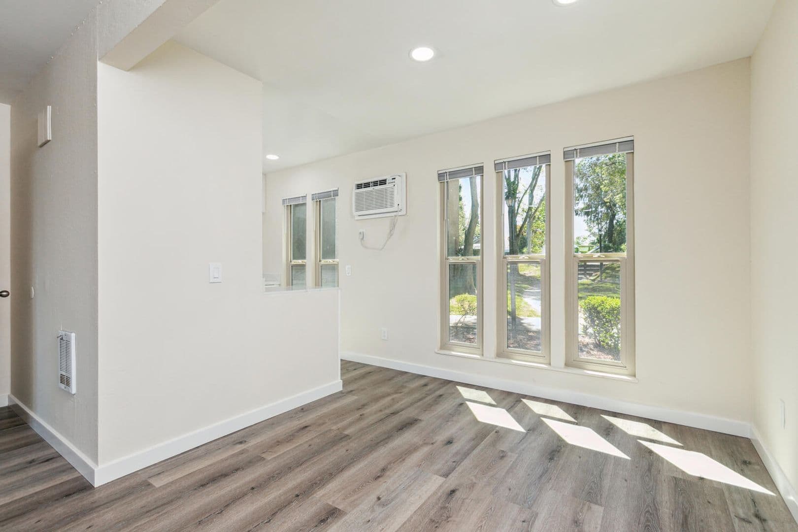 Pleasant Hill Apartment: 630 Tempe Ct