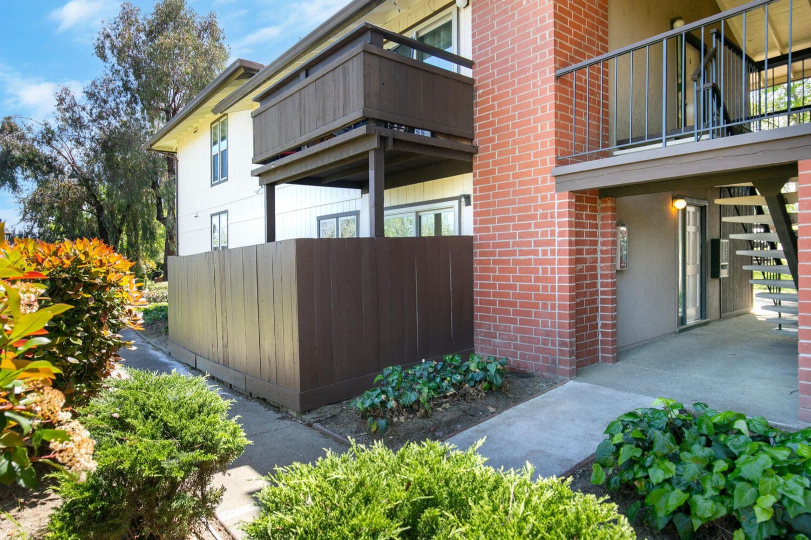 Pleasant Hill Apartment: 630 Tempe Ct