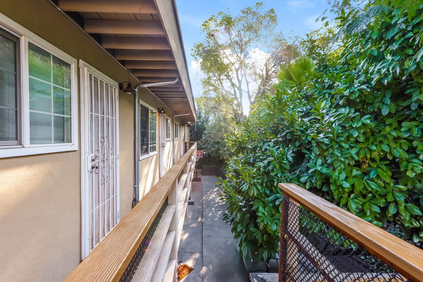 Walnut Creek Apartment: 1185 Lincoln Avenue