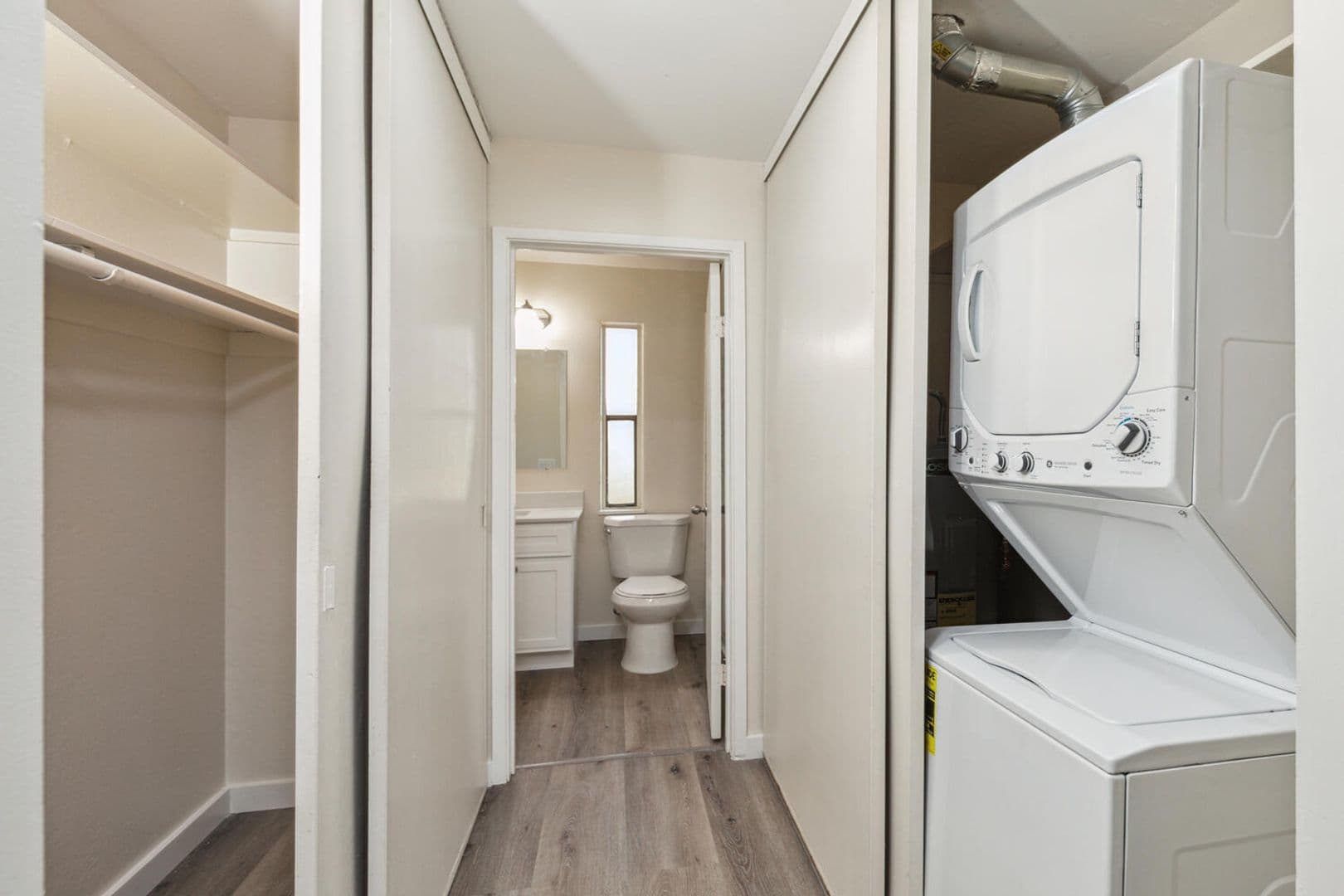 Pleasant Hill Apartment: 630 Tempe Ct