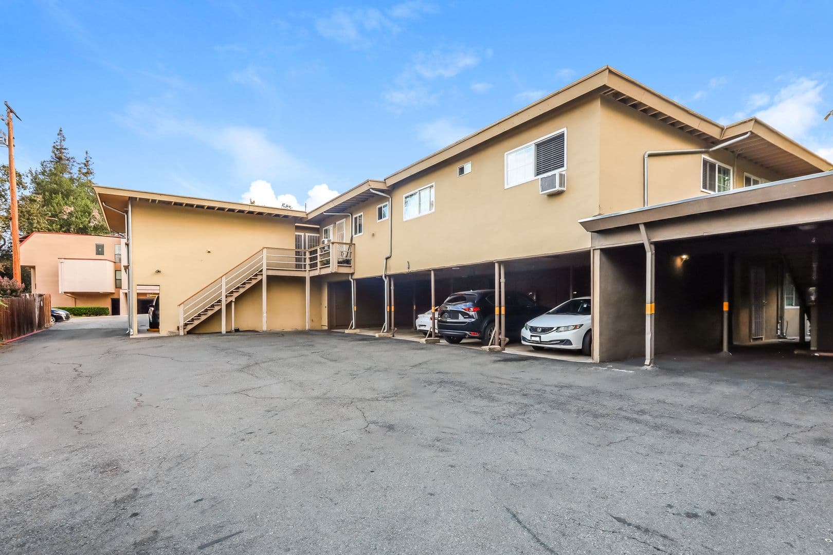 Walnut Creek Apartment: 1185 Lincoln Avenue