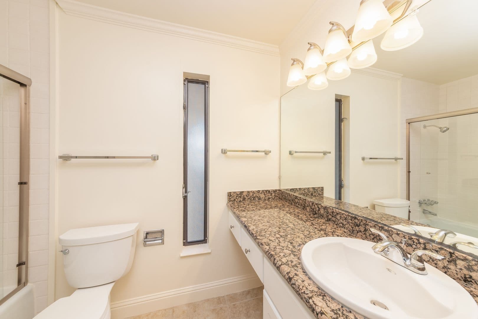 Walnut Creek Apartment: 1980 Desert Circle