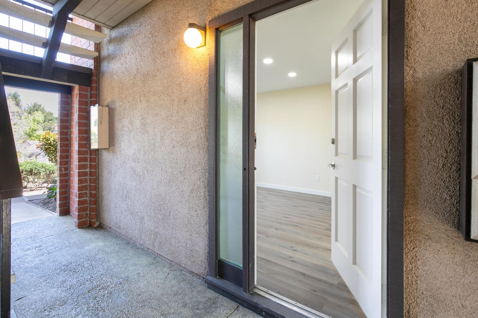 Pleasant Hill Apartment: 630 Tempe Ct