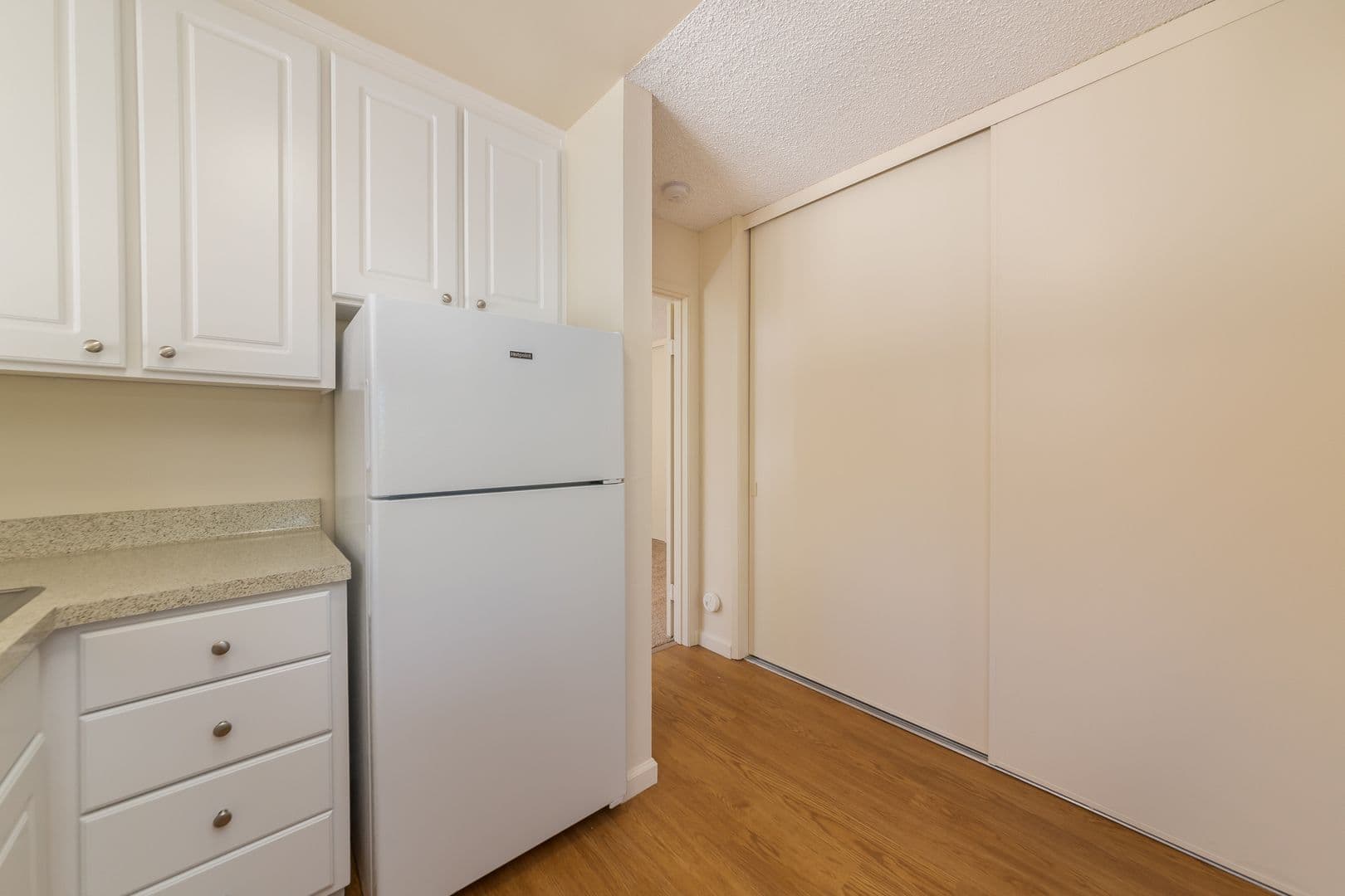 Pleasant Hill Apartment: 630 Tempe Ct