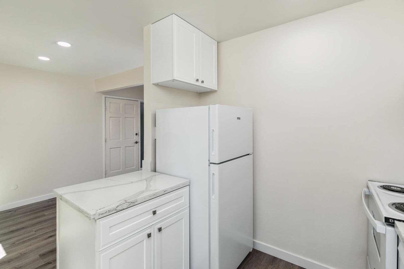 Pleasant Hill Apartment: 630 Tempe Ct