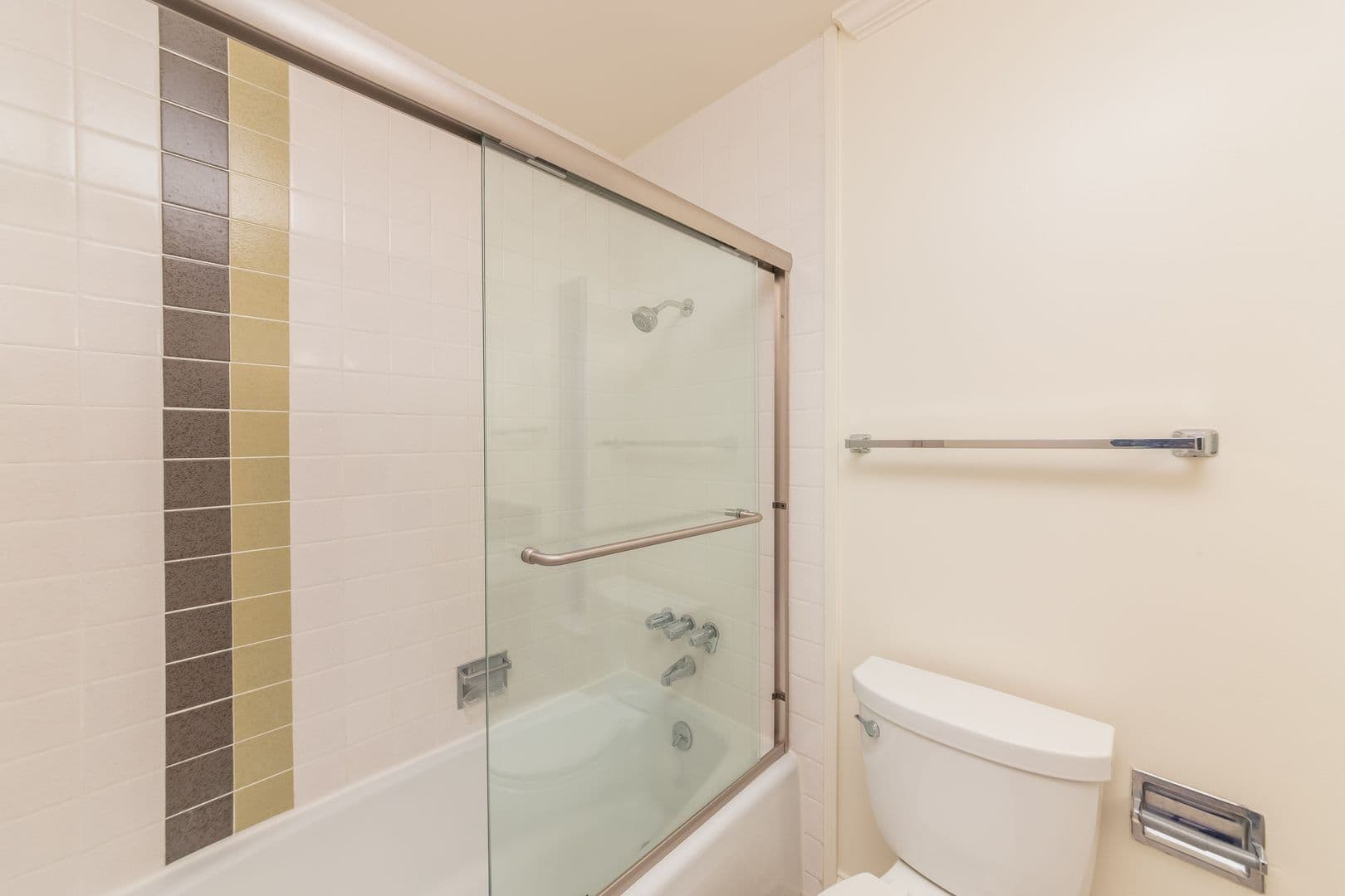 Walnut Creek Apartment: 1980 Desert Circle