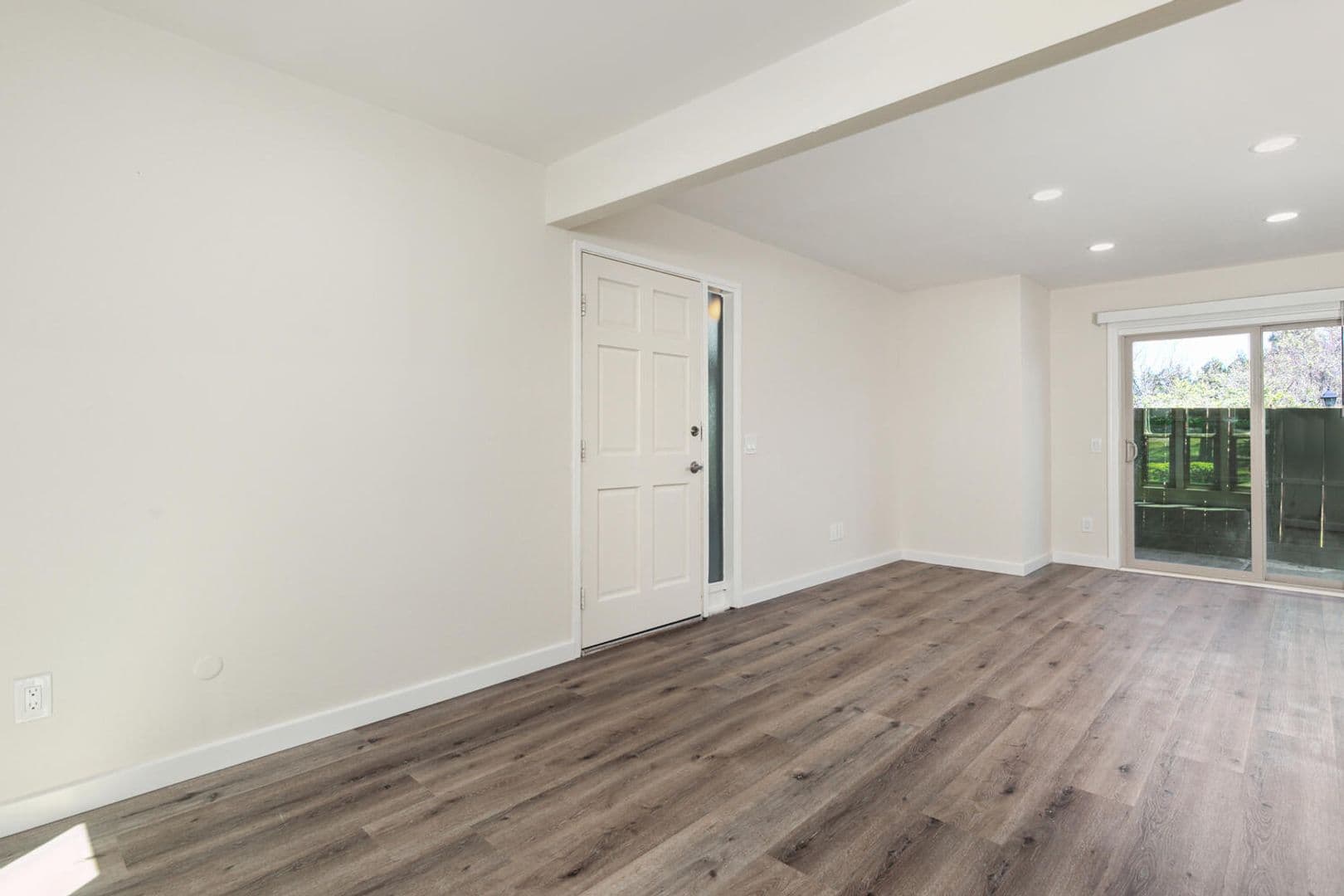 Pleasant Hill Apartment: 630 Tempe Ct