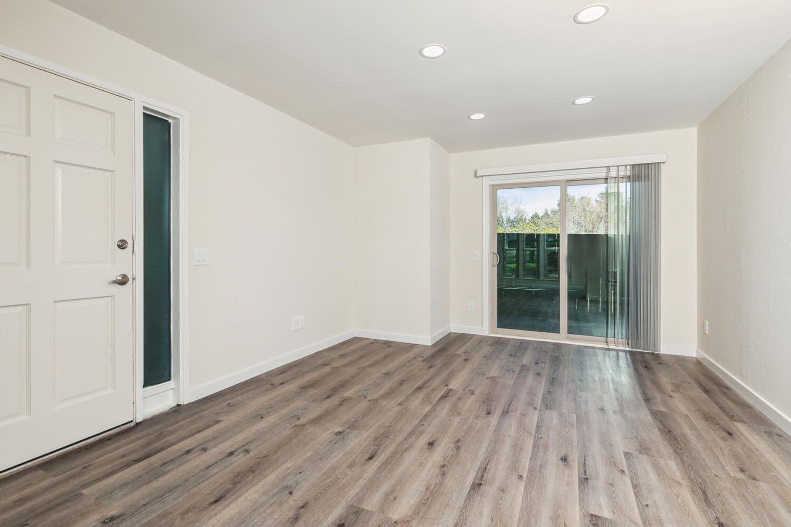 Pleasant Hill Apartment: 630 Tempe Ct
