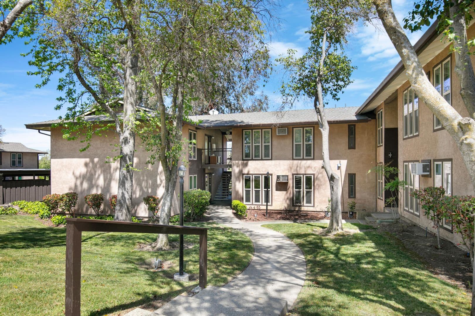 Pleasant Hill Apartment: 630 Tempe Ct
