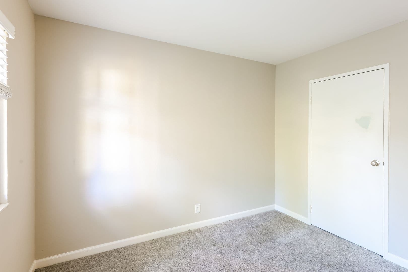 Walnut Creek Apartment: 1185 Lincoln Avenue
