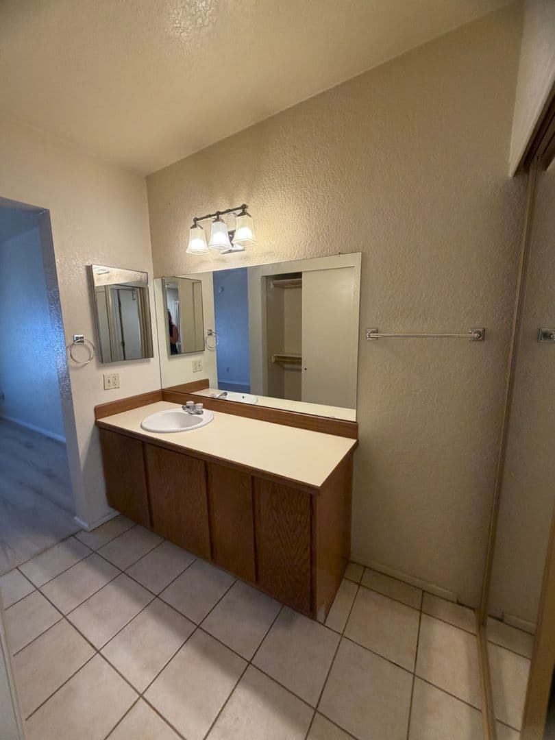 Tucson Condo: 7920 E. Collette Circle #66