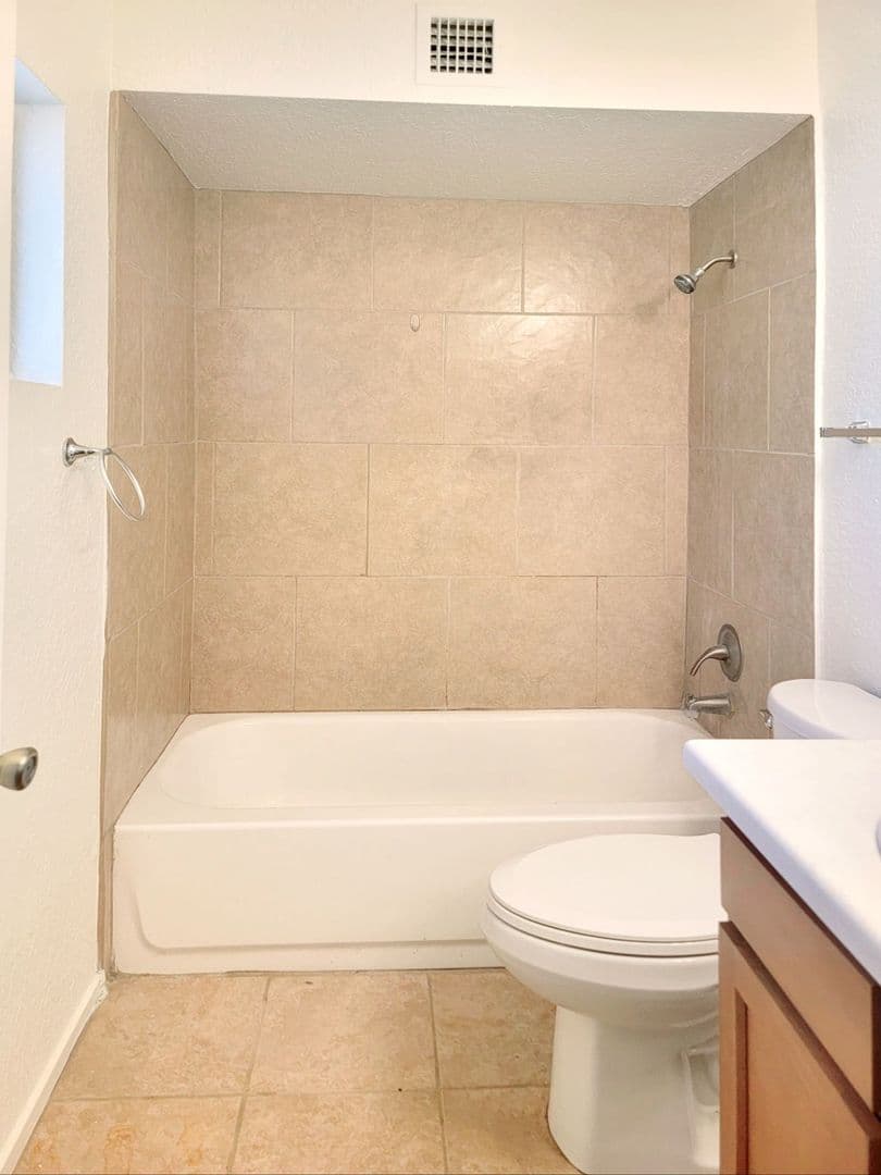 Tucson House: 3702 S. Avenida de las Palmas