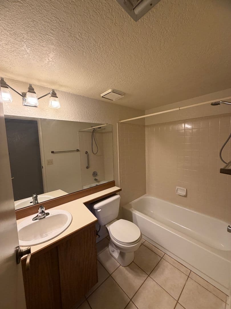 Tucson Condo: 7920 E. Collette Circle #66
