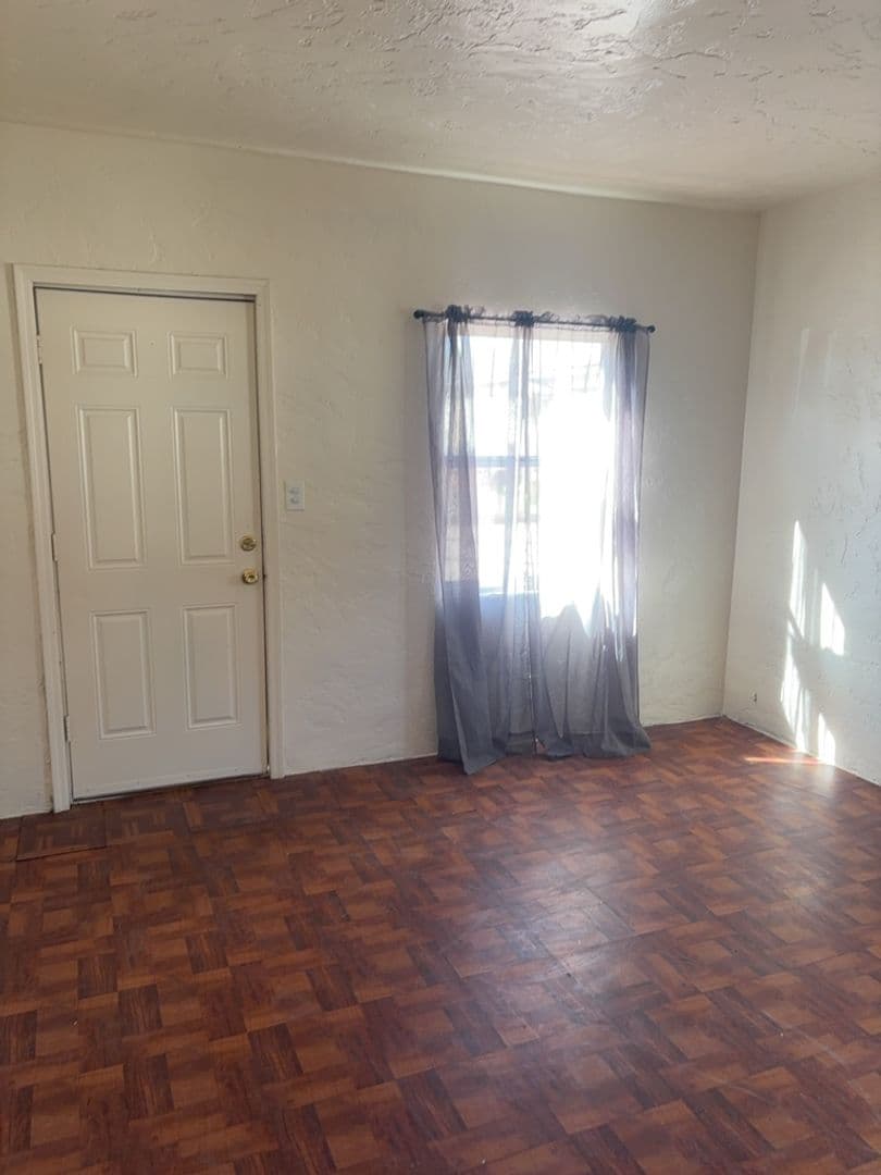 Tucson Apartment: 204 W. Kelso Street