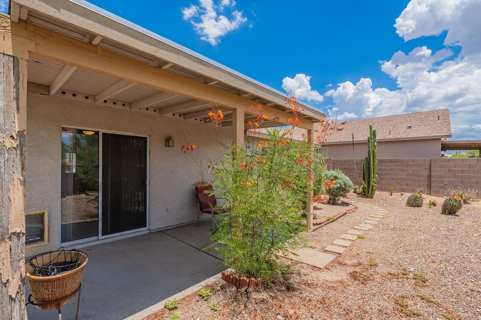 Tucson House: 9746 E Sascha St