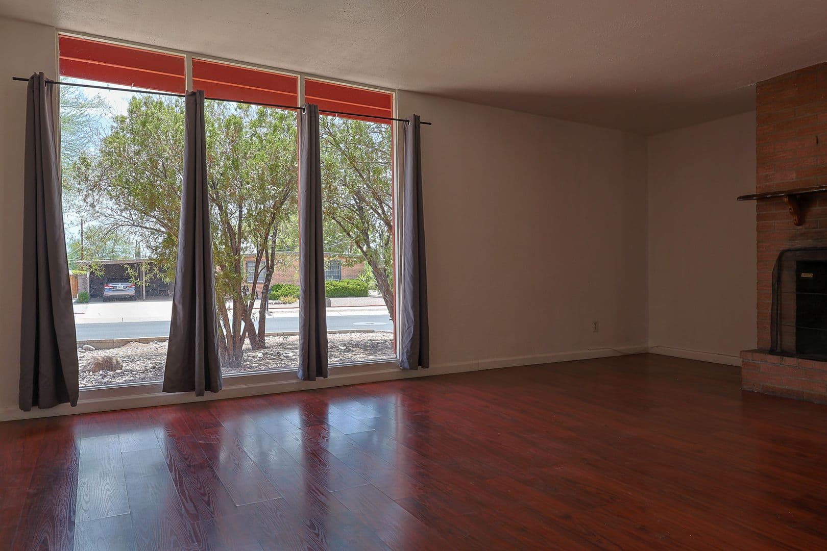 Tucson House: 618 N Medford Dr.
