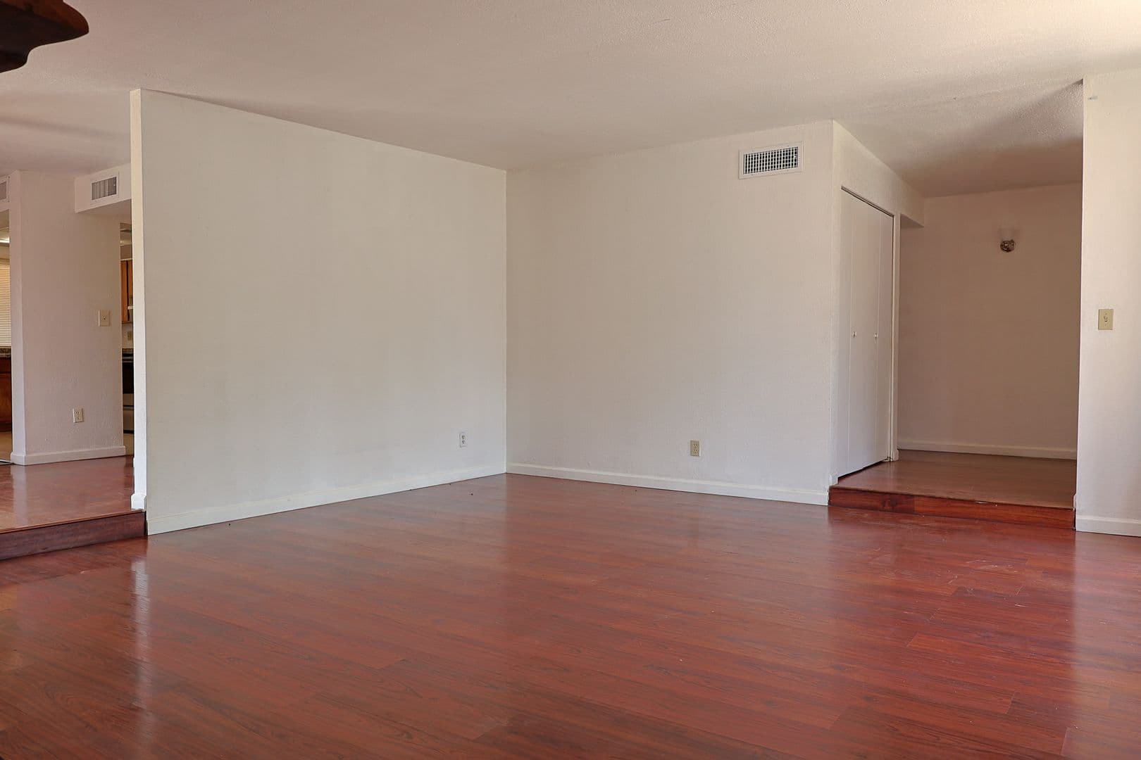 Tucson House: 618 N Medford Dr.