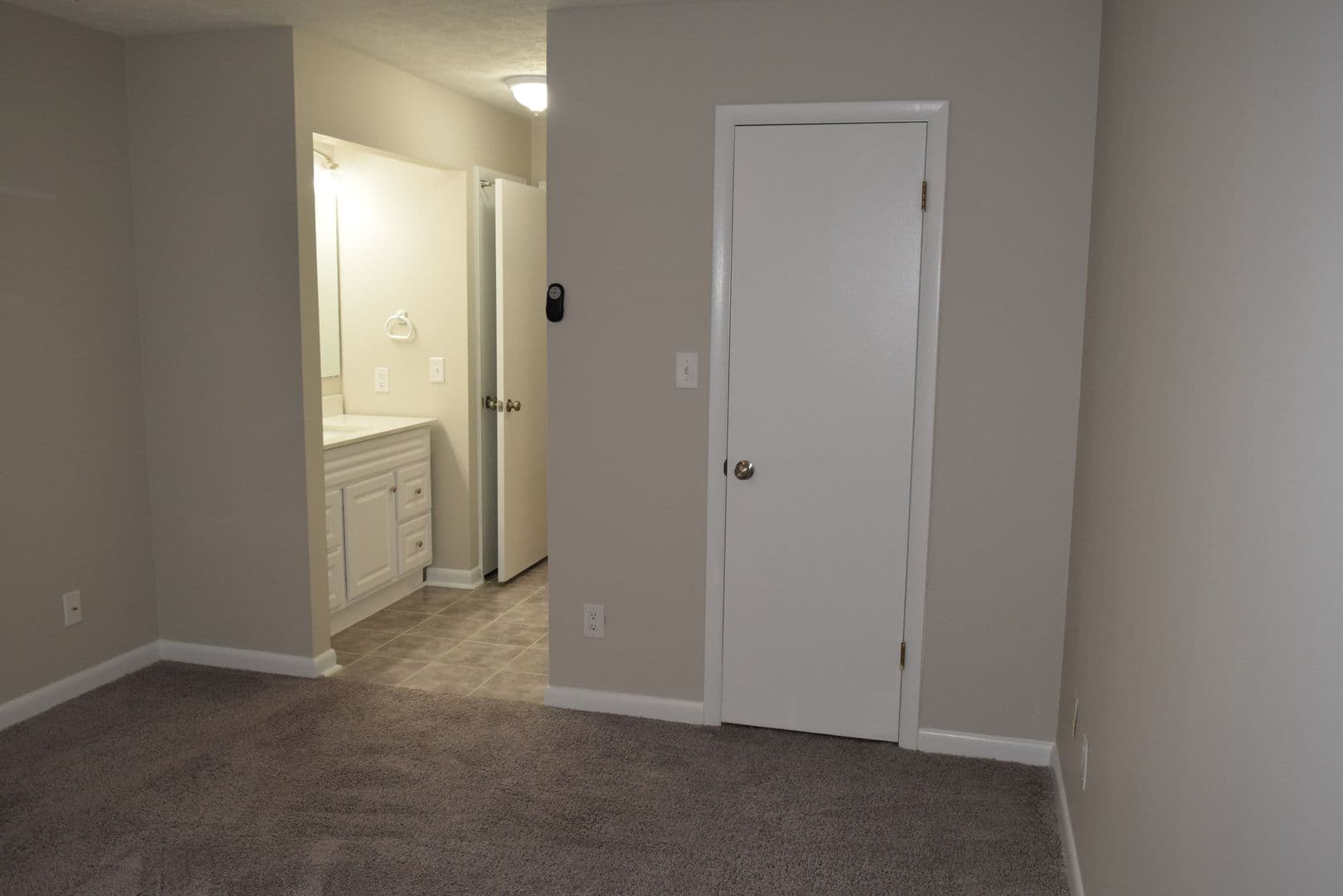 Fayetteville Condo: 668 Bartons Landing APT 4