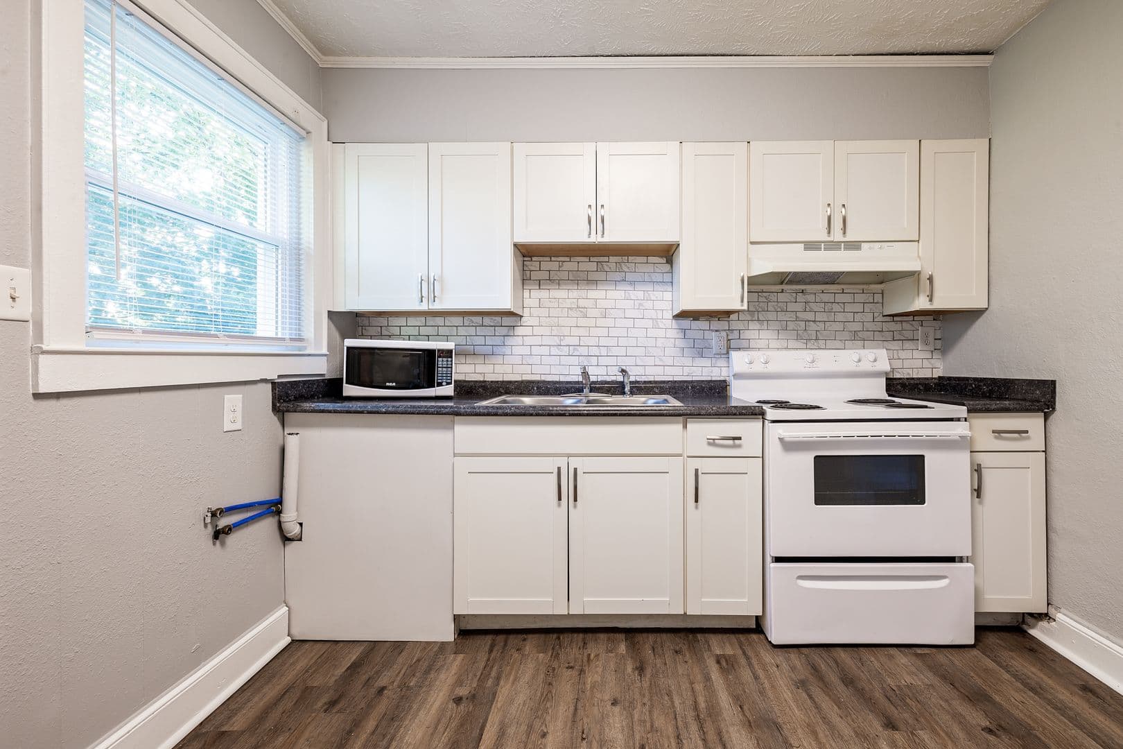 Fayetteville Apartment: 100-123 Sycamore Ct