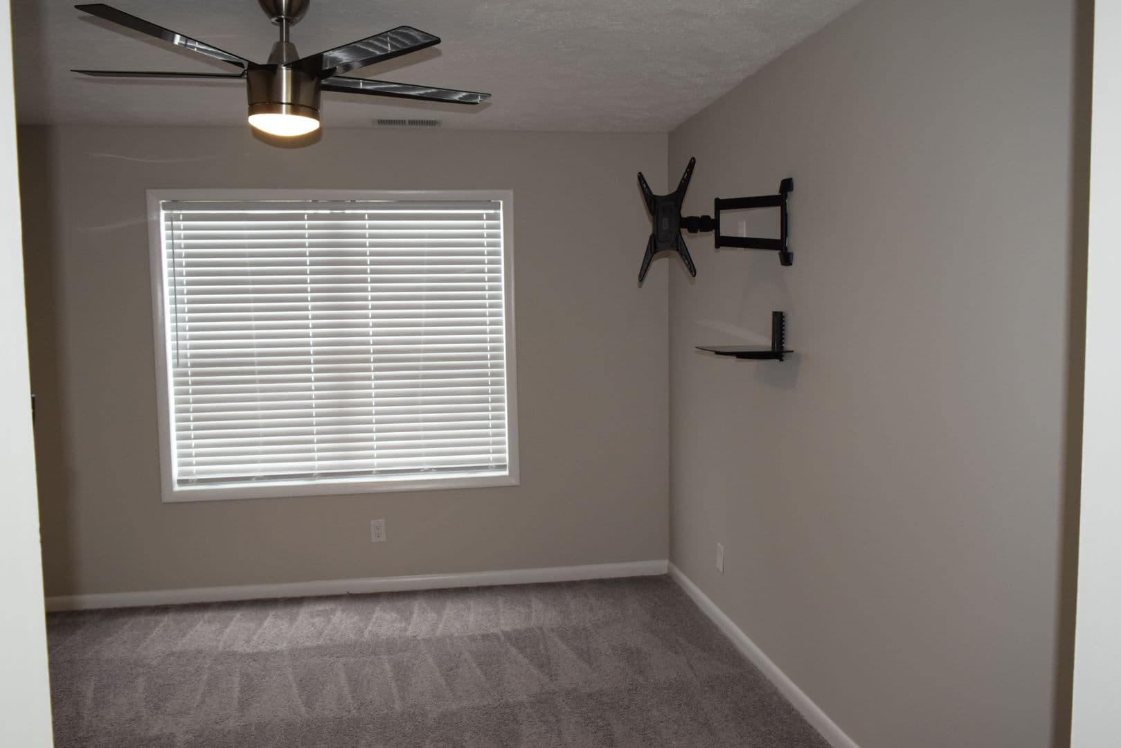 Fayetteville Condo: 668 Bartons Landing APT 4