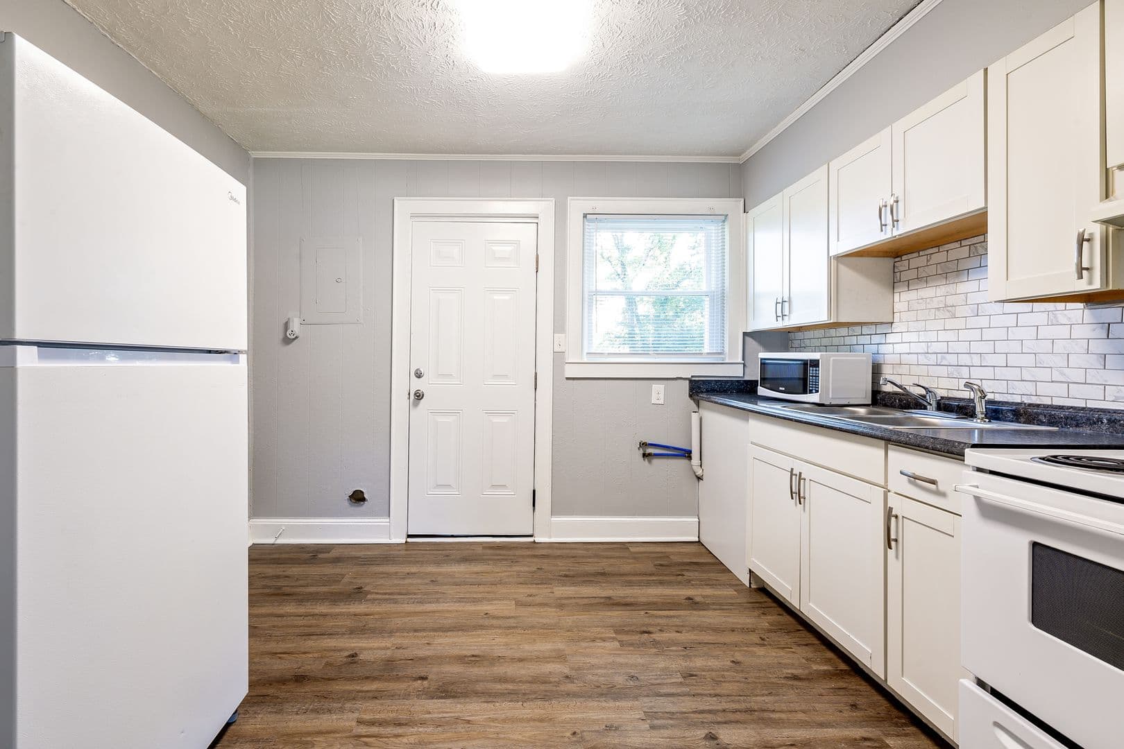 Fayetteville Apartment: 100-123 Sycamore Ct