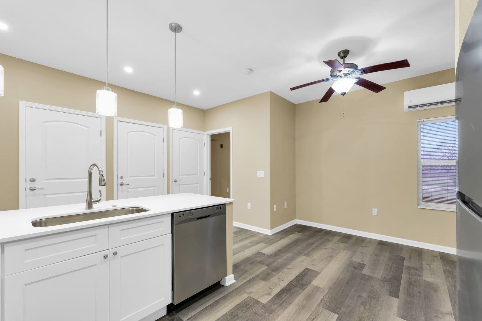 Champaign Apartment: 2002 West Bradley Avenue