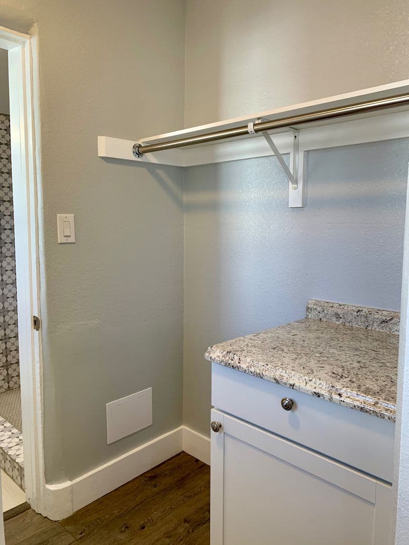 Albuquerque Apartment: 208 High St NE