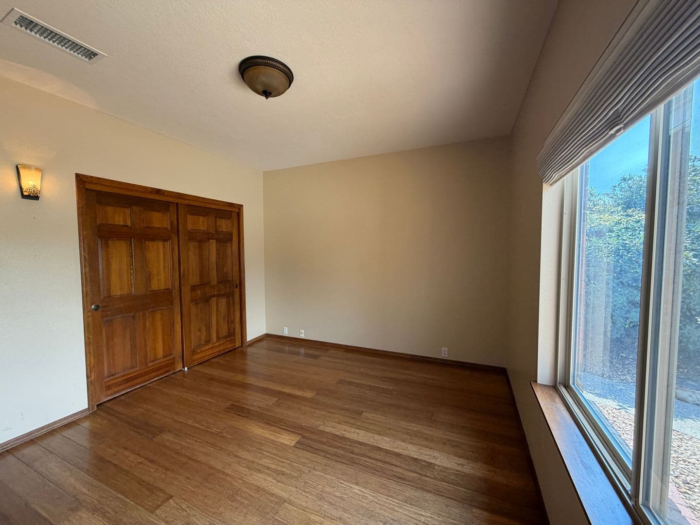 Albuquerque House: 9212 Admiral Lowell Ave NE