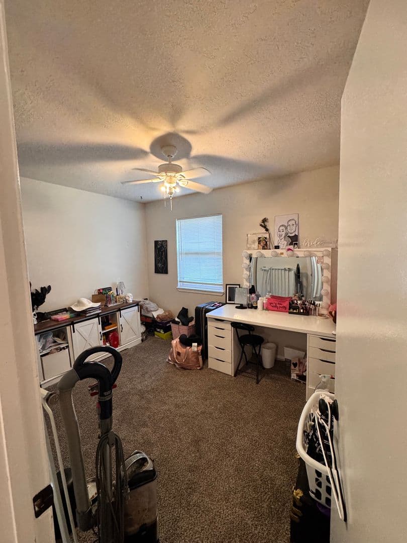 Albuquerque House: 641 Camino Floretta NW