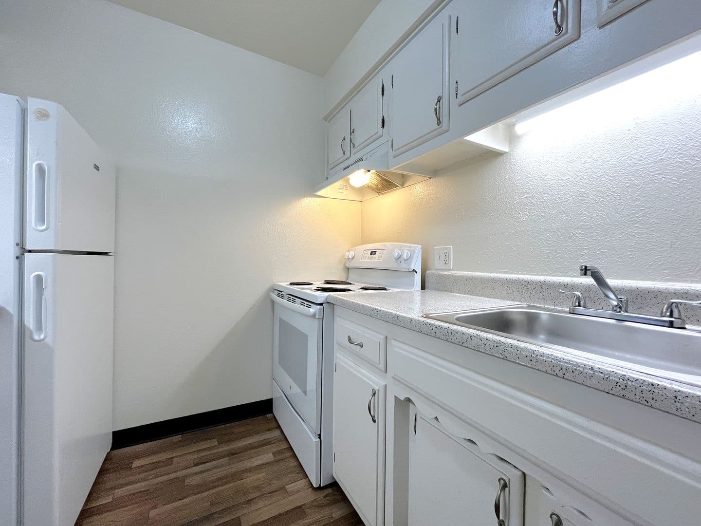 Albuquerque Apartment: 5801 Haines Ave NE