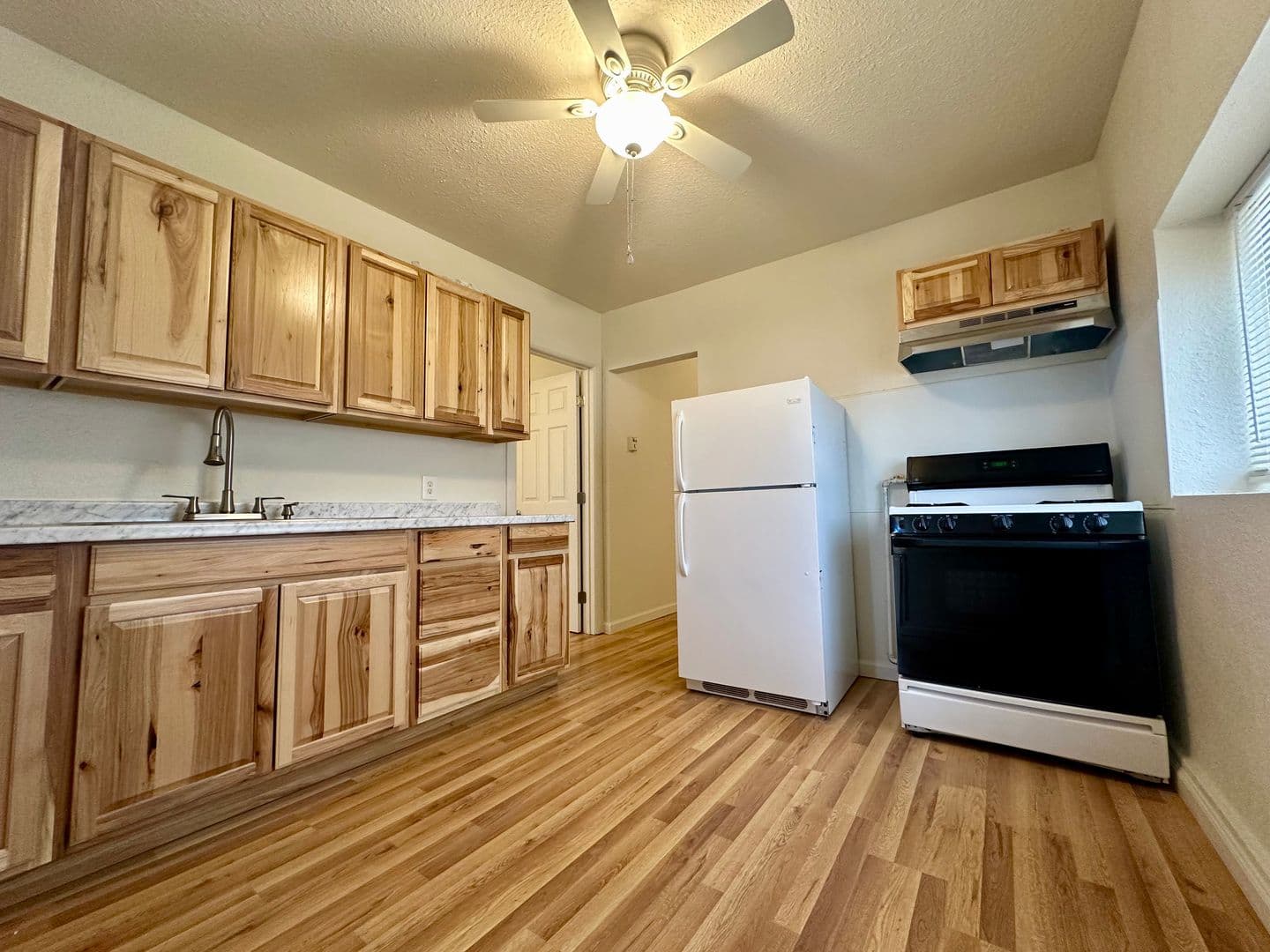 Albuquerque Apartment: 516 Candelaria RD NW