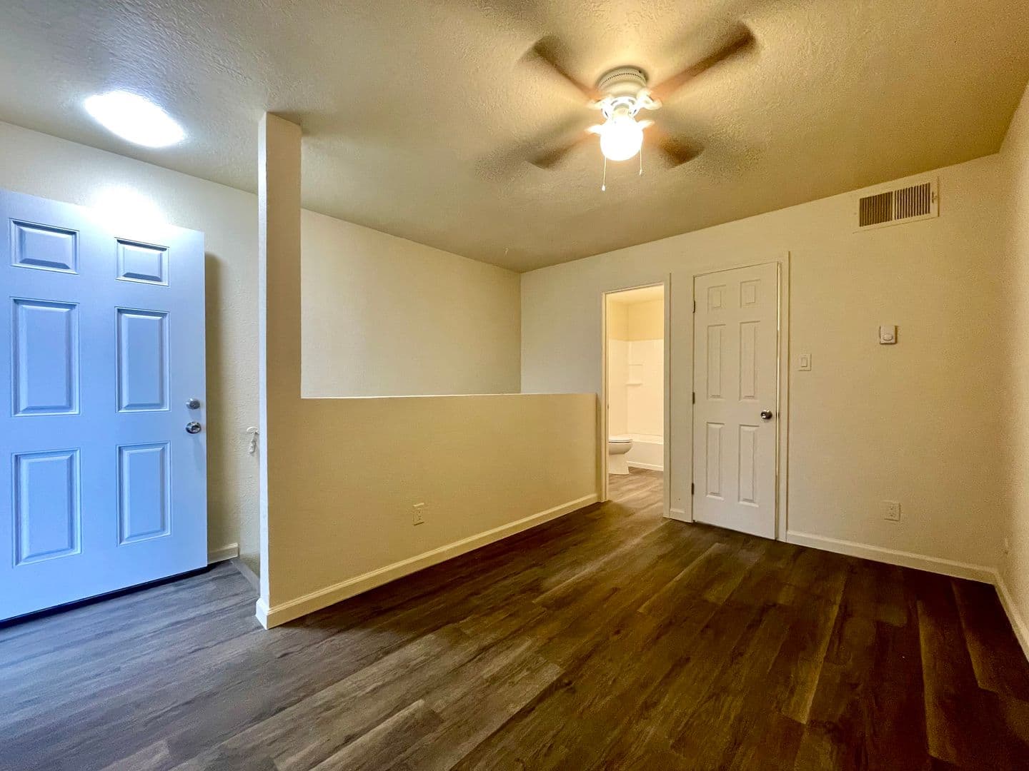 Albuquerque Apartment: 7615 Chico Rd NE