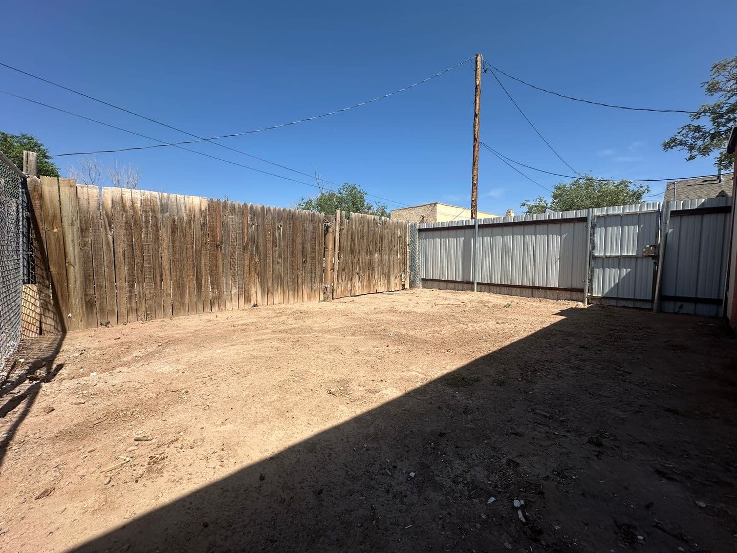 Albuquerque Apartment: 516 Candelaria RD NW