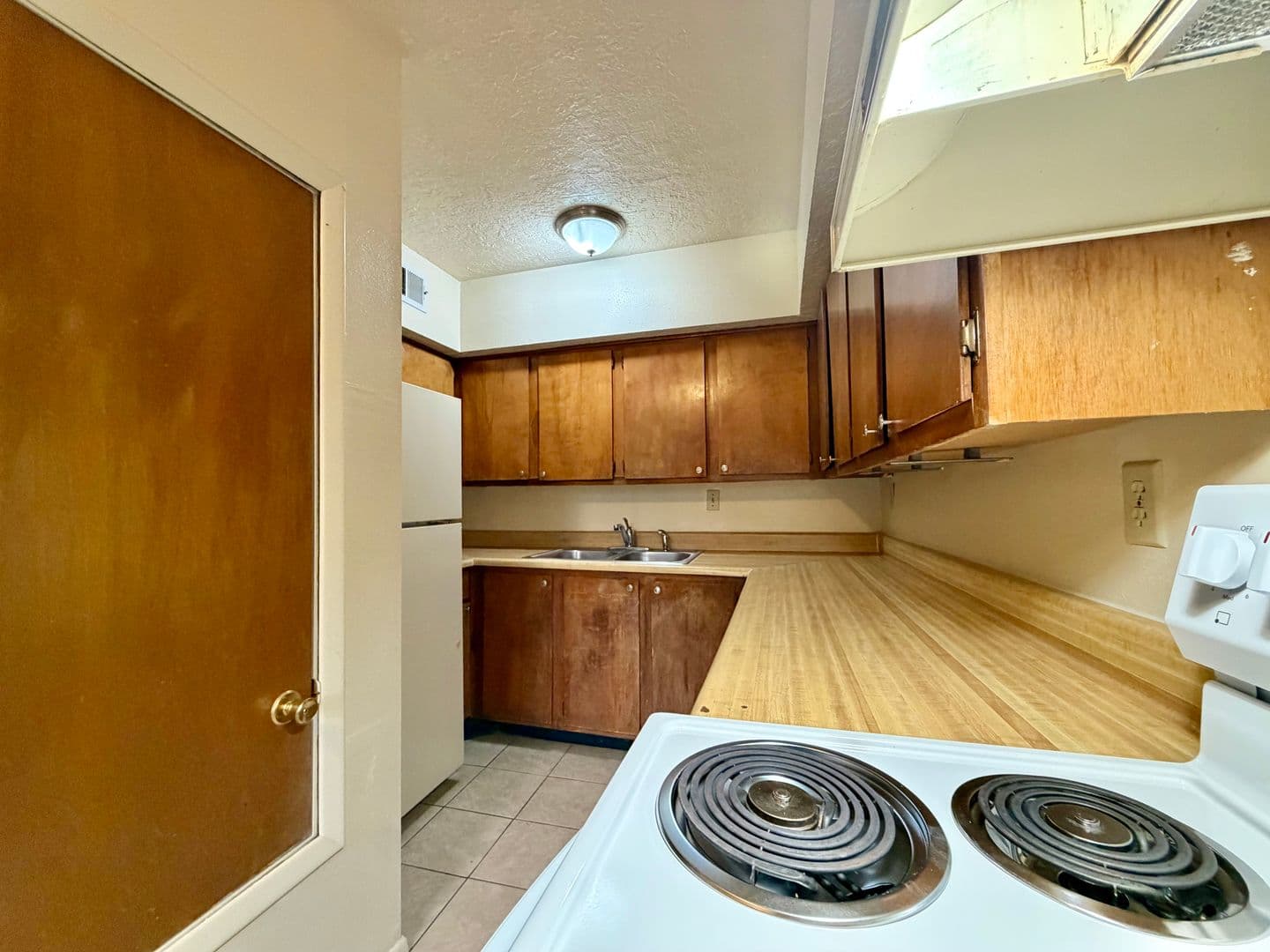 Albuquerque Apartment: 6001 Montano RD NW