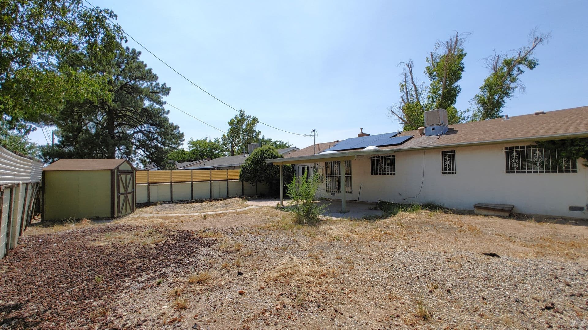 Albuquerque House: 2834 La Veta Dr NE