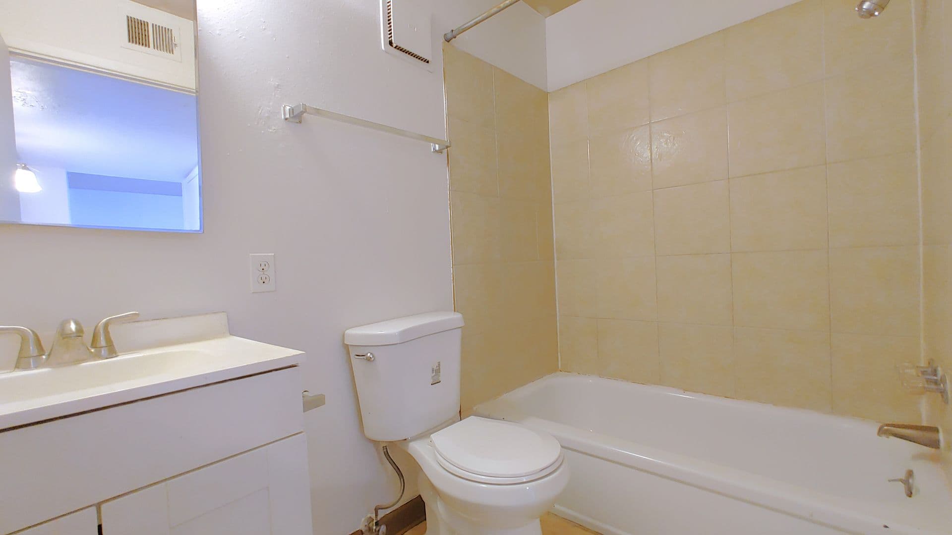 Albuquerque Apartment: 216 General Stilwell St NE