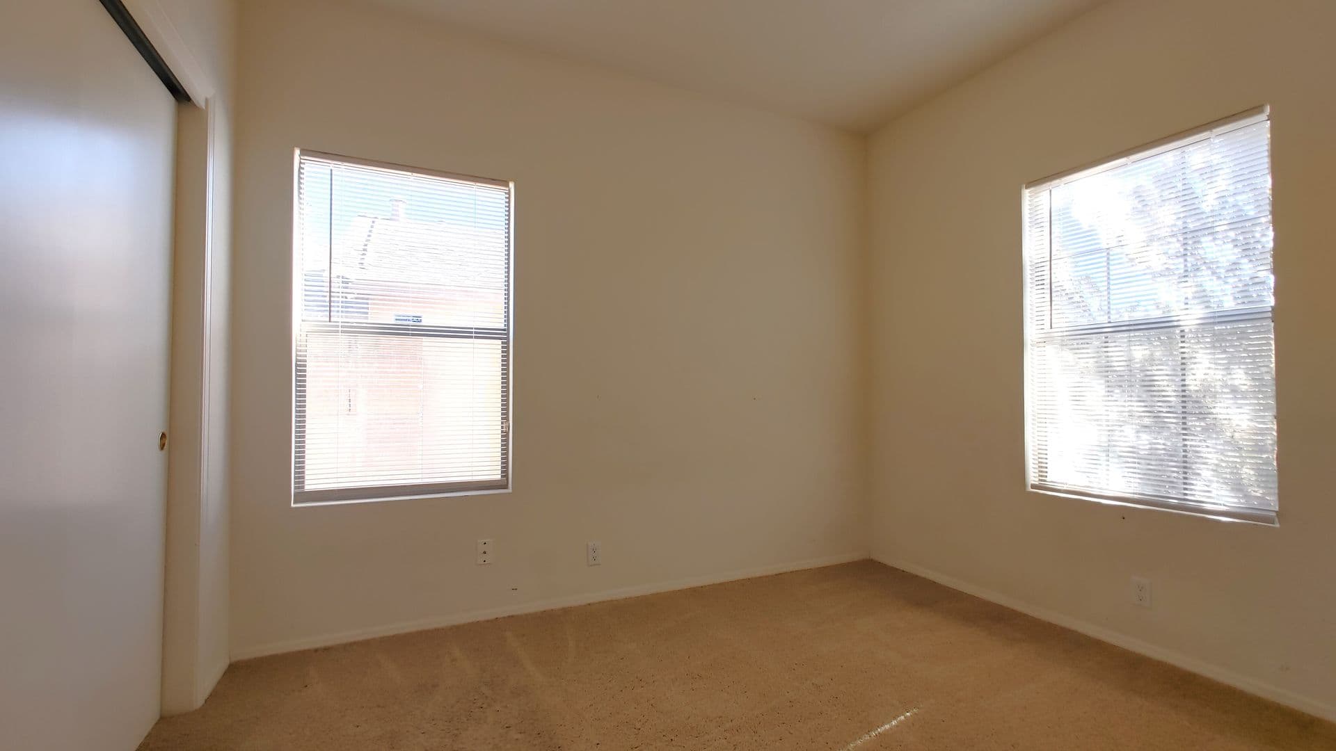 Albuquerque House: 7123 Luz de la Luna PL NW