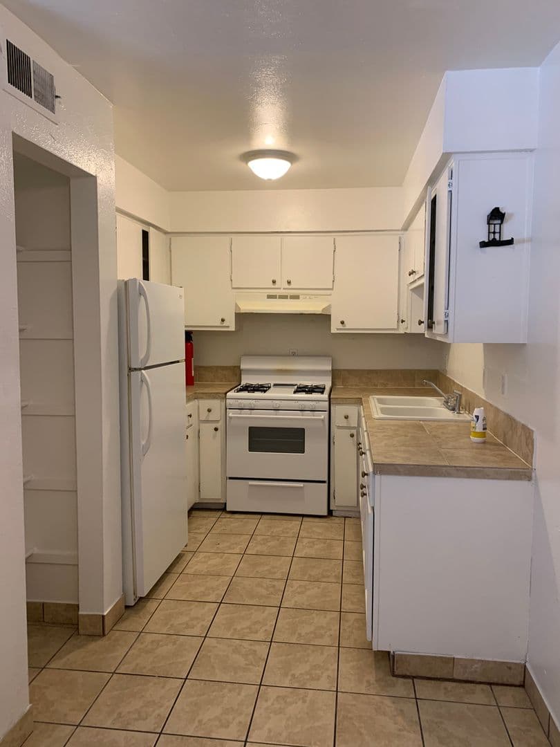 Albuquerque Apartment: 1111 Amherst Dr SE