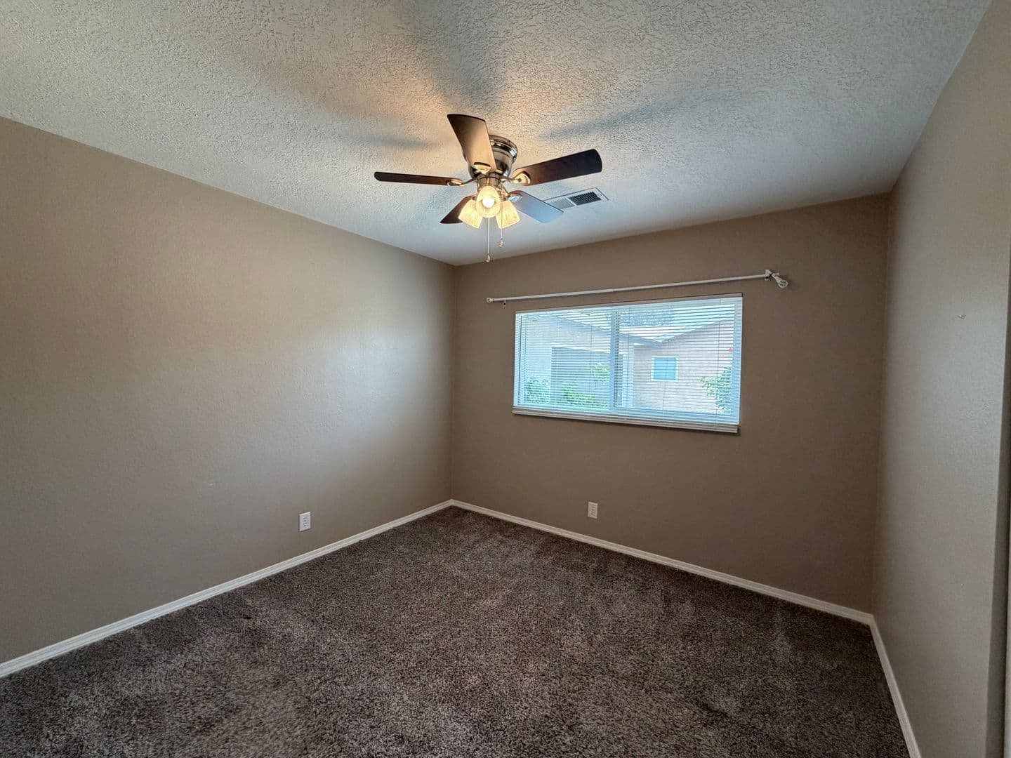 Albuquerque House: 2908 Dakota St NE
