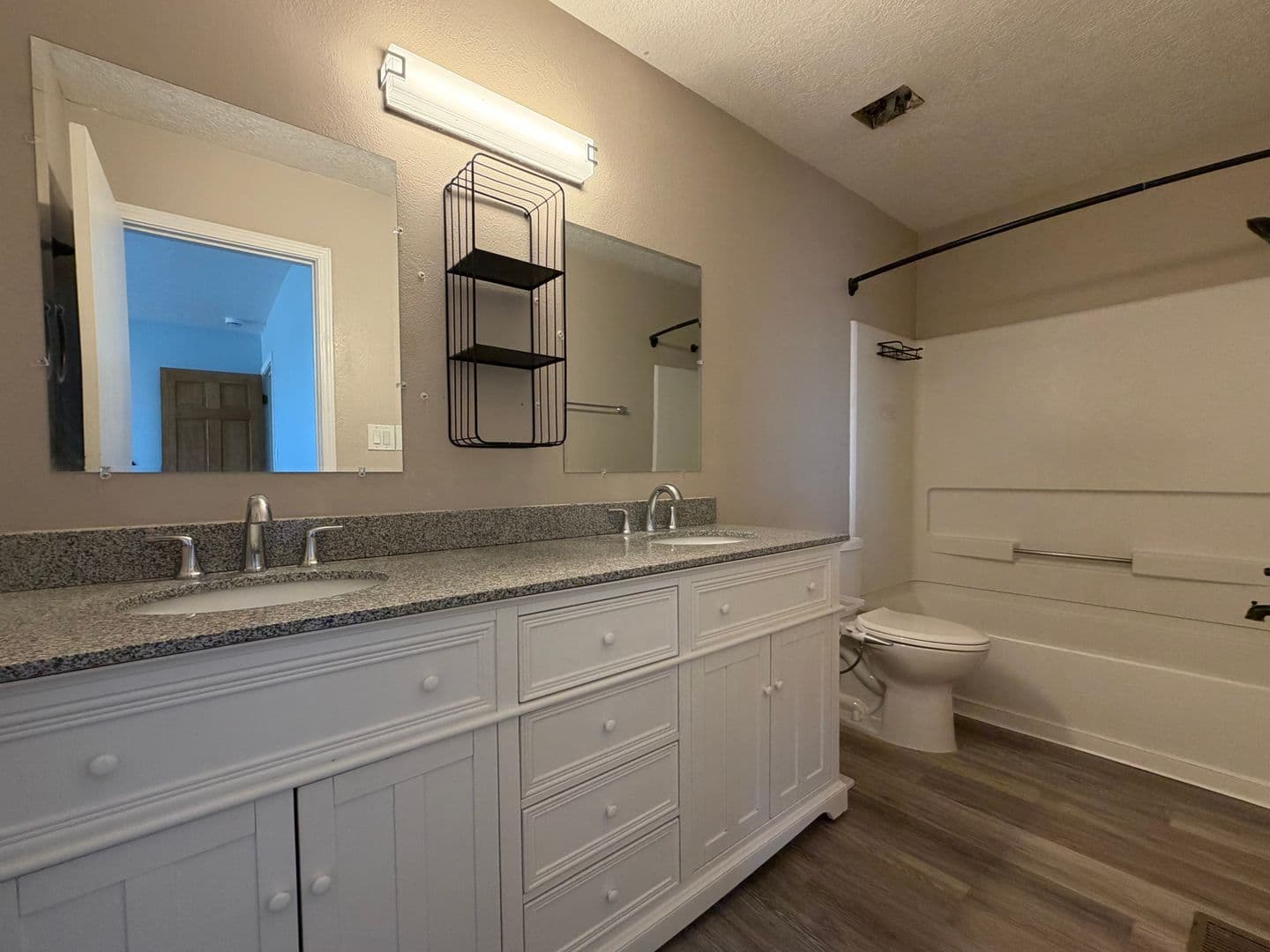 Albuquerque House: 6227 Castle Dome PL NW