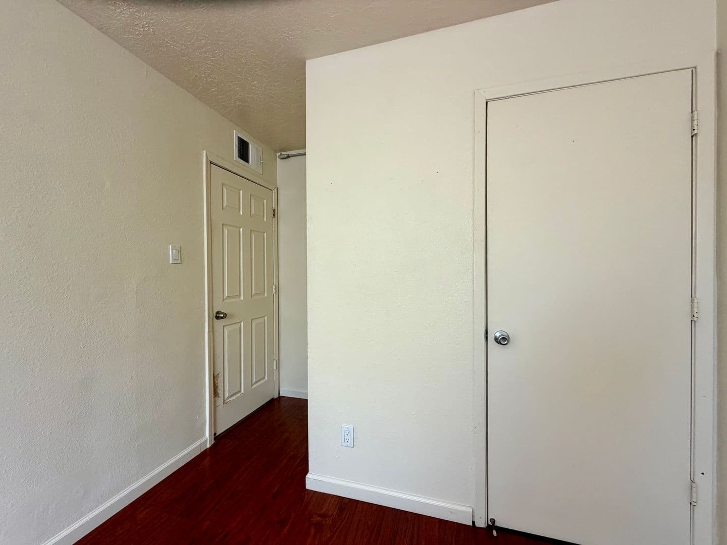Albuquerque Apartment: 4207 Mesa Grande PL SE