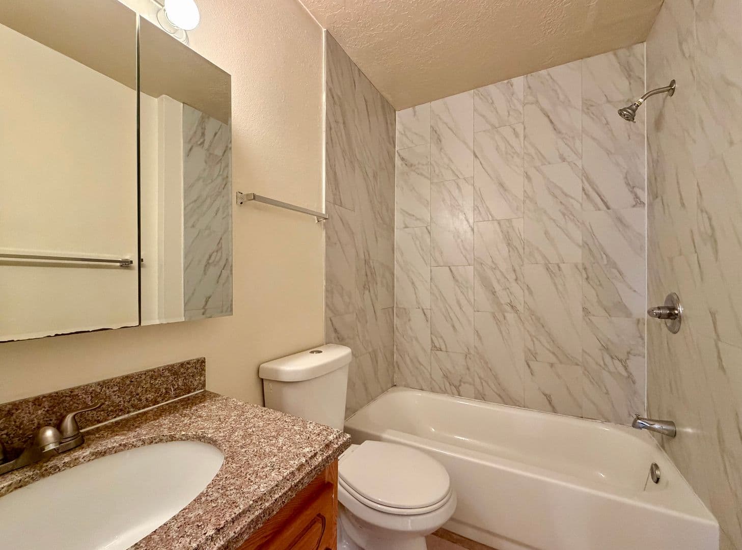Albuquerque Apartment: 4900 Wyoming Blvd NE