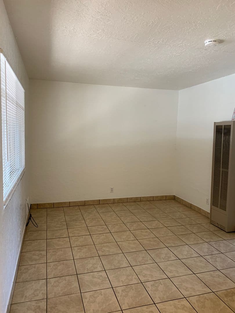 Albuquerque Apartment: 1111 Amherst Dr SE